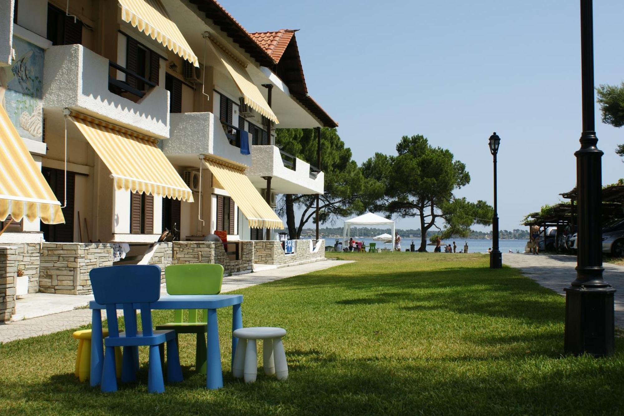 Haus Platanos Apartments & Bungalows By The Sea Βουρβουρού Εξωτερικό φωτογραφία