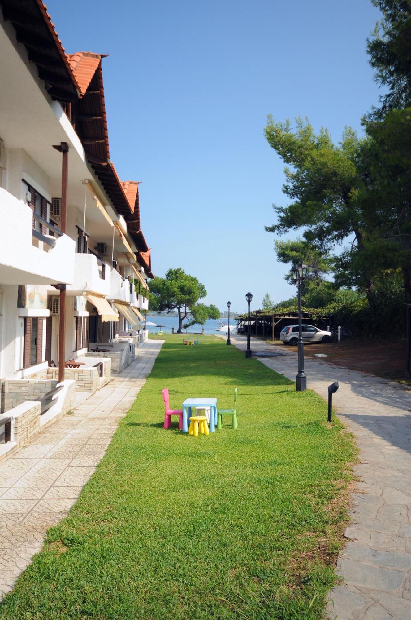 Haus Platanos Apartments & Bungalows By The Sea Βουρβουρού Εξωτερικό φωτογραφία