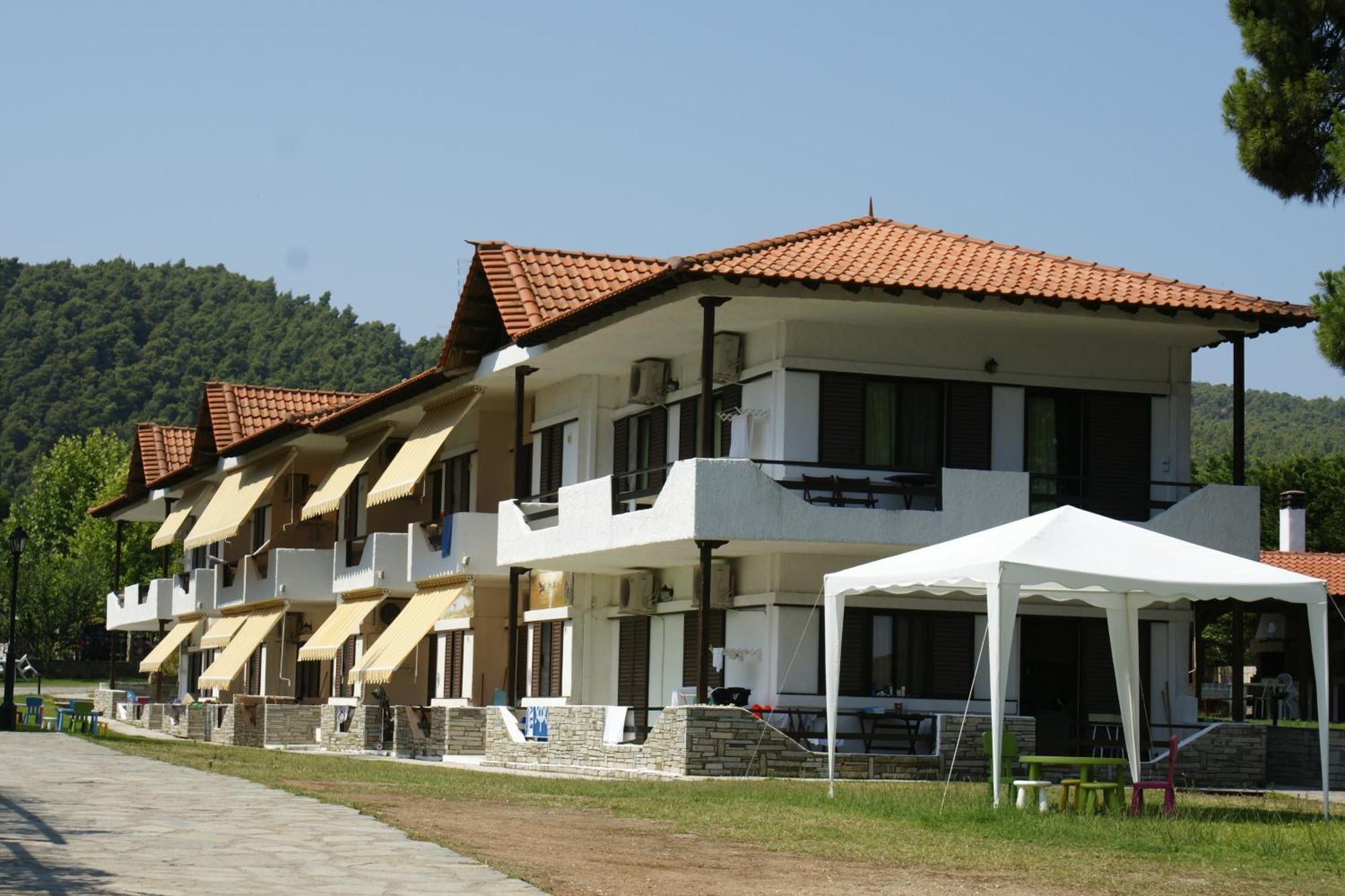 Haus Platanos Apartments & Bungalows By The Sea Βουρβουρού Εξωτερικό φωτογραφία